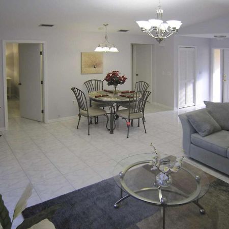 ליי אייקרס Vacation Home Falcon מראה חיצוני תמונה