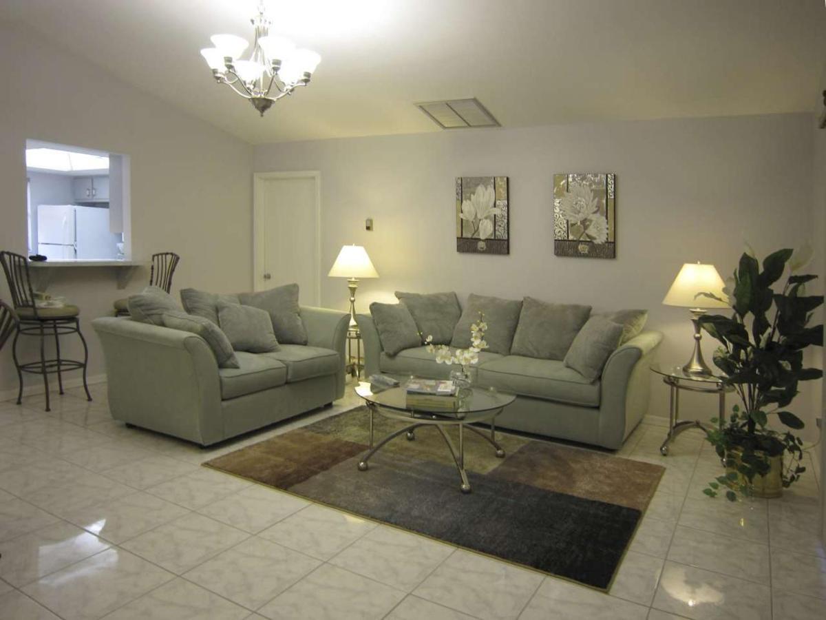 ליי אייקרס Vacation Home Falcon מראה חיצוני תמונה